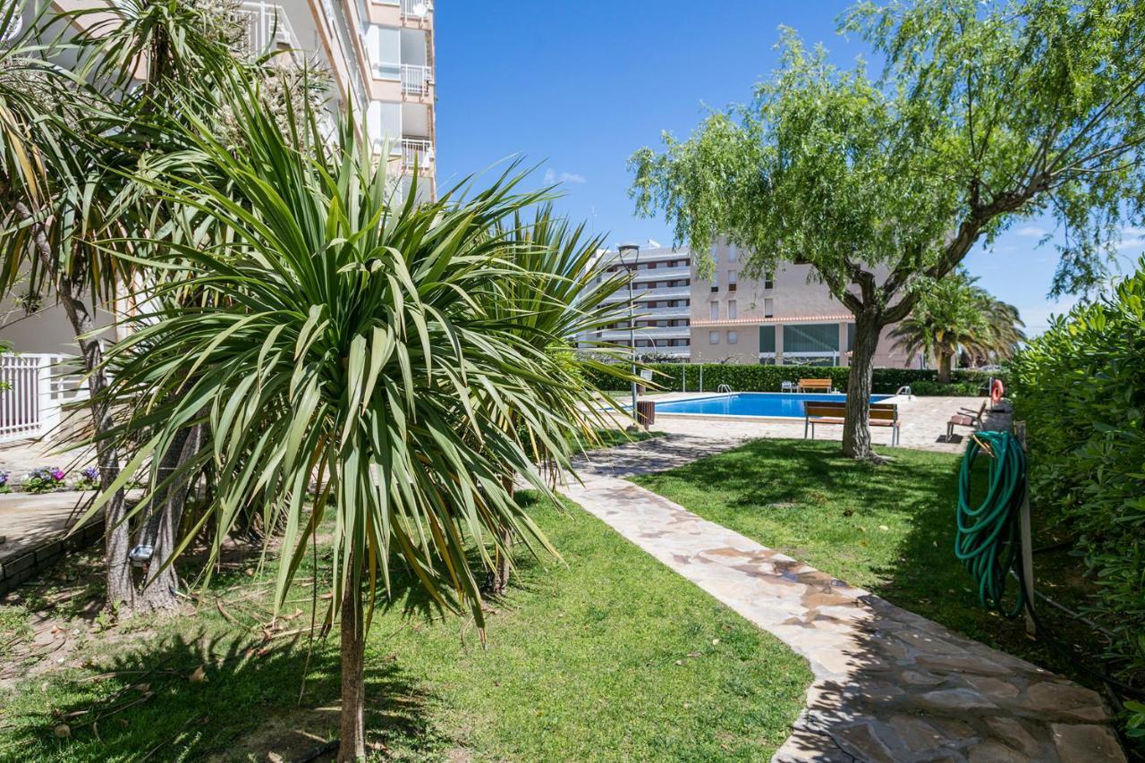 Rentalmar Rosmarin Miami Playa Exterior photo