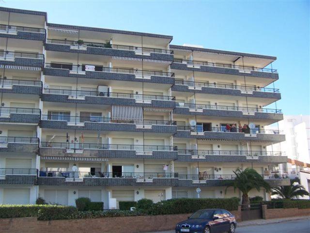 Rentalmar Rosmarin Miami Playa Exterior photo